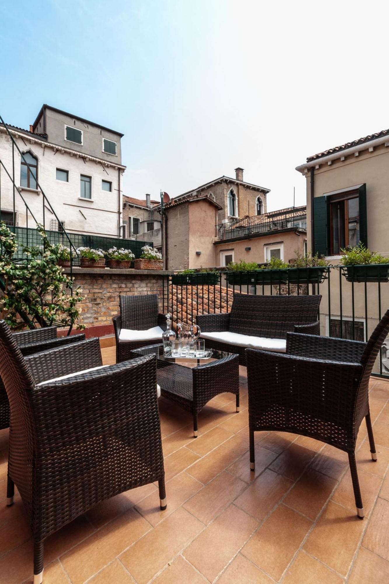 San Marco Luxury Apartments Muneghe Венеция Экстерьер фото
