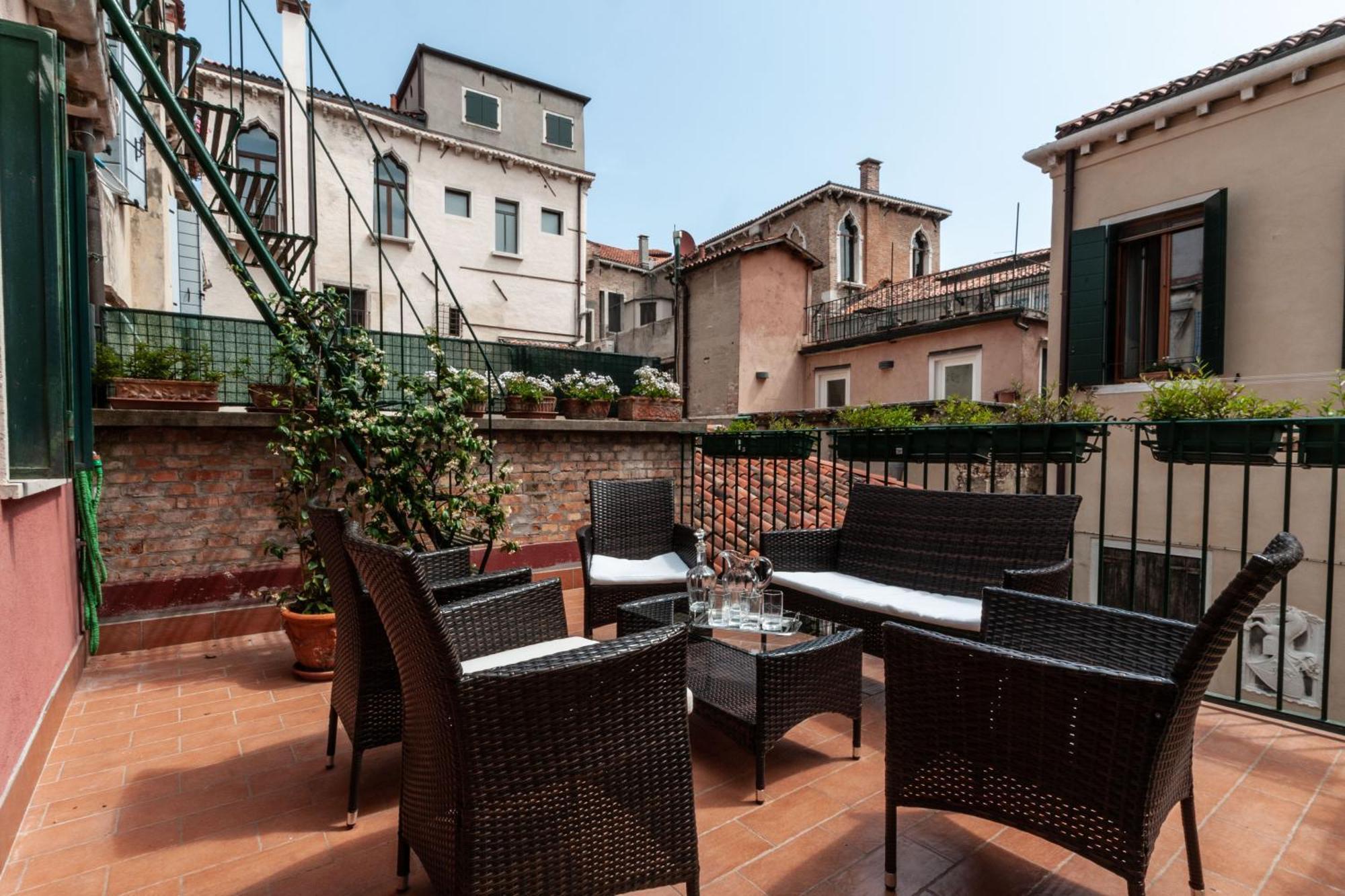San Marco Luxury Apartments Muneghe Венеция Экстерьер фото
